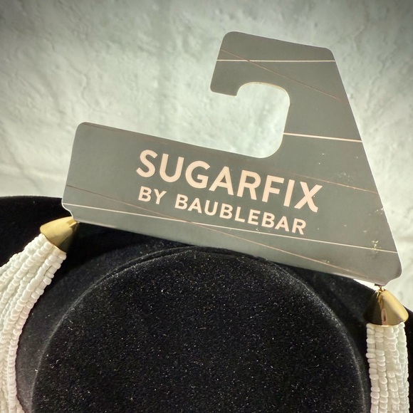 NWT Sugarfix White Beaded with Gold Accents Necklace - Picture 4 of 4